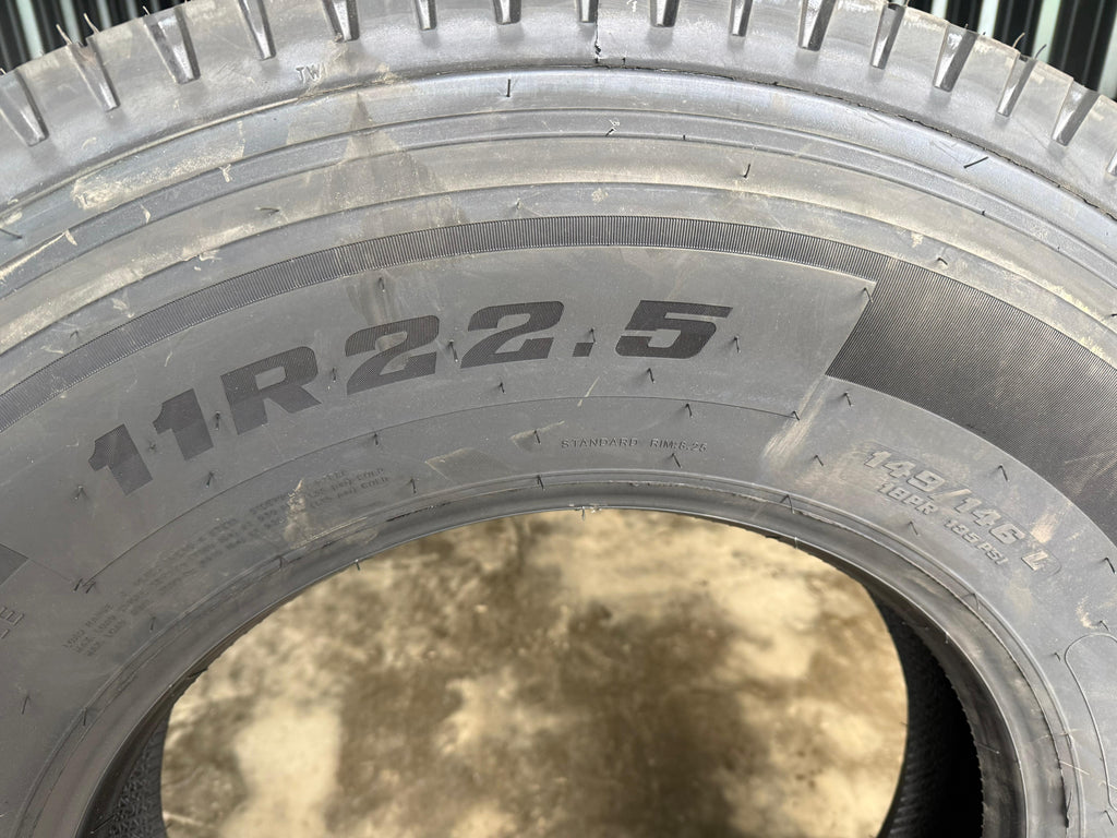 11R22.5 16 PLY (Drive Tires)