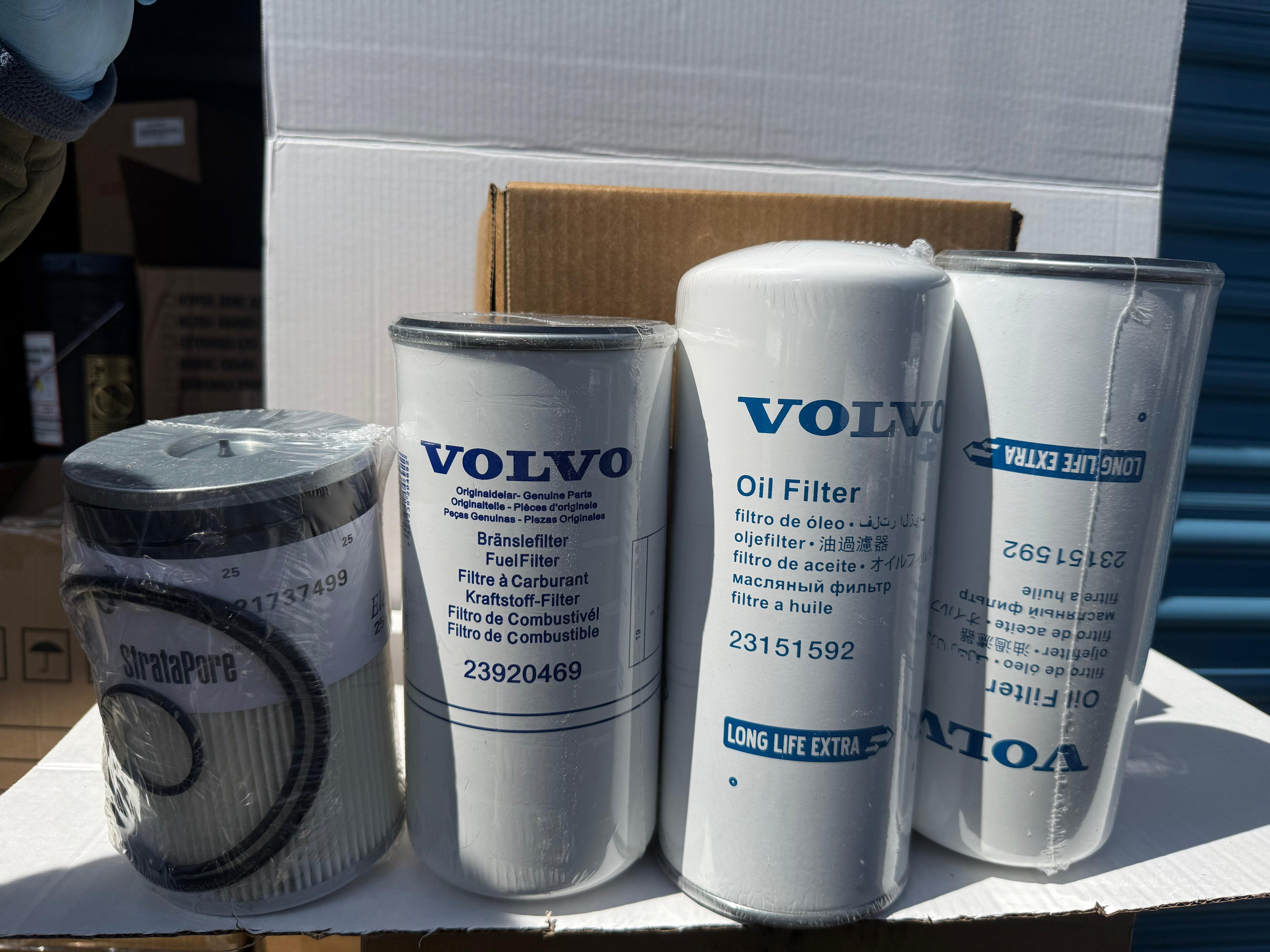 Volvo Kit 4 pcs Oil Filters